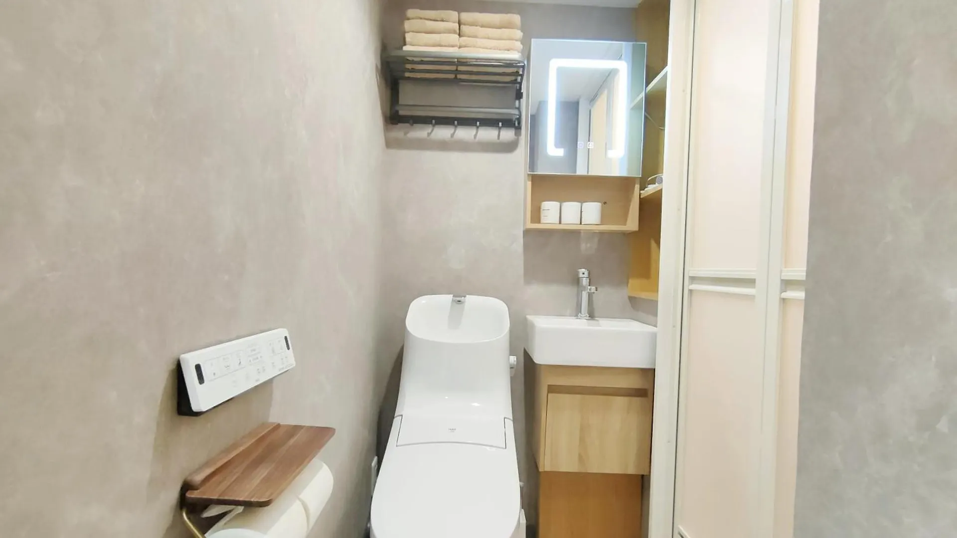 Apartment D1池袋中心 交通便利 车站10分钟 最大3人 Ikebukuro Center 10 Mins To St Max 3P 直达新宿 涉谷 表参道 池袋 上野 代代木 银座 原宿 Tokyo